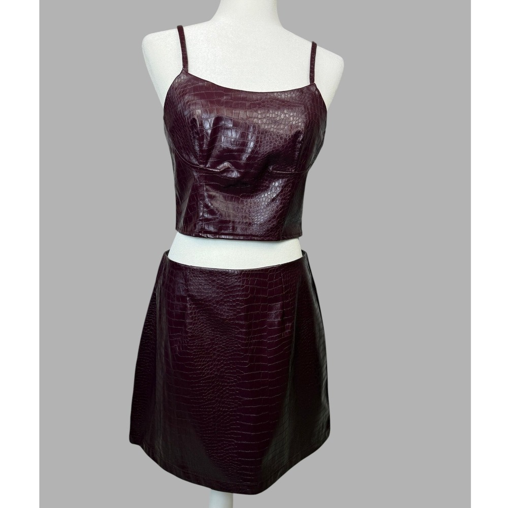 Bold Elements Wine Croc Faux Leather 2 Piece Crop Top Mini Skirt Set M NWT